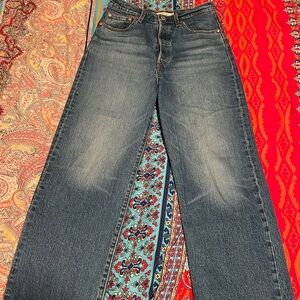 Levi ribcage straight jeans